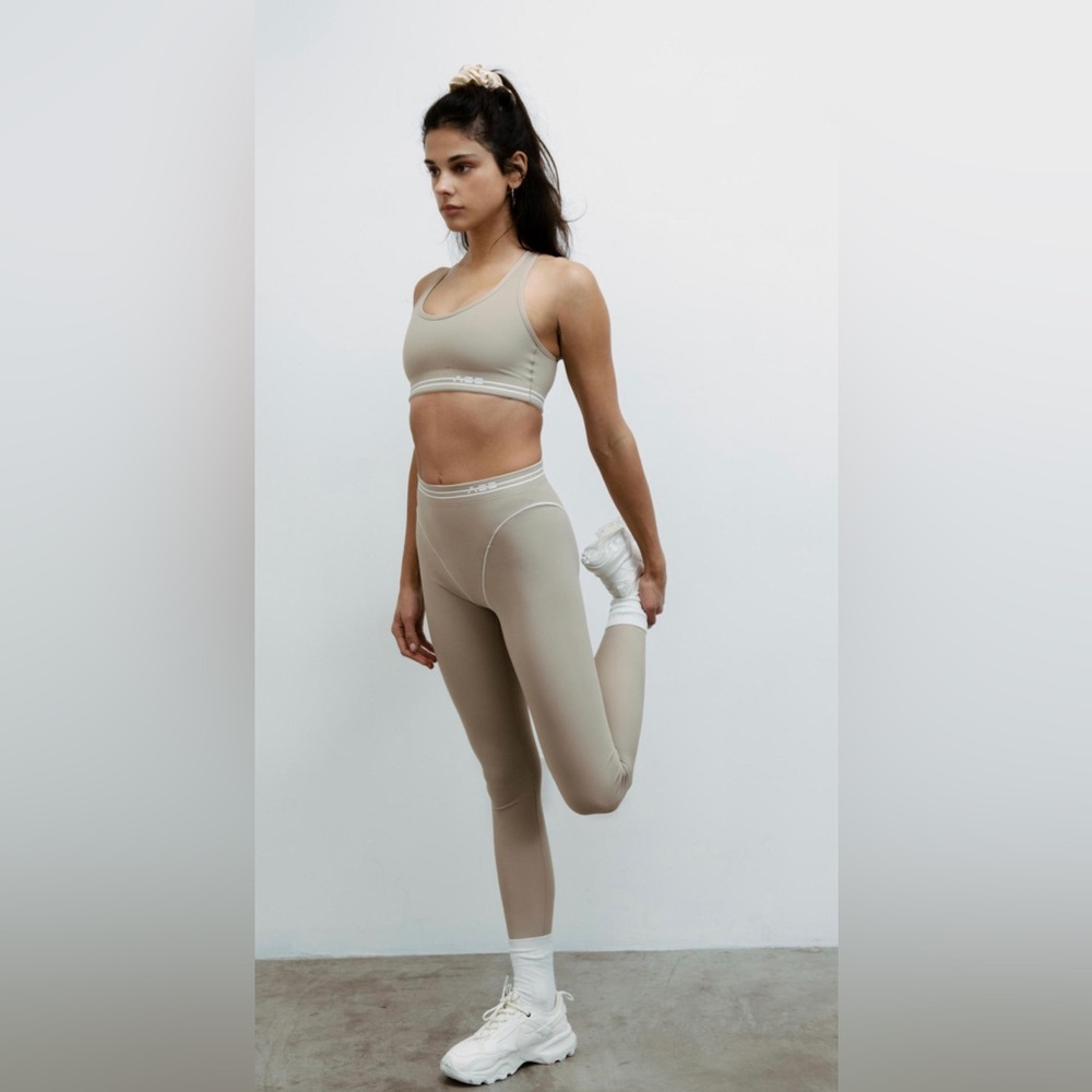 Adam Selman matching set M